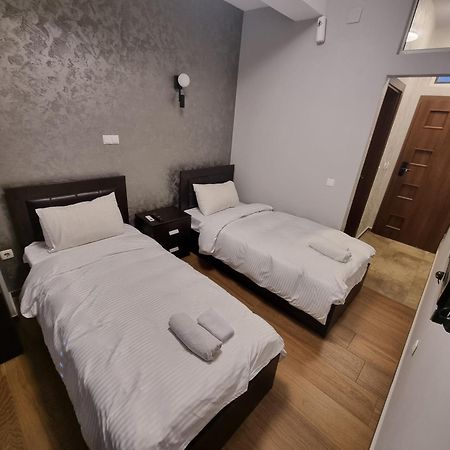 Hotel Albes Prizren Exterior photo