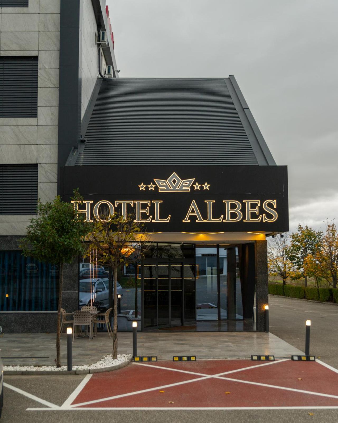 Hotel Albes Prizren Exterior photo